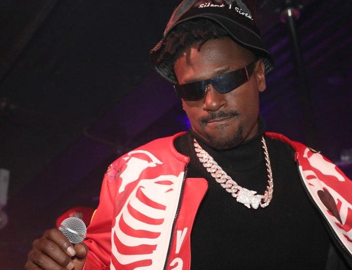 Antonio Brown pleads not guilty to Miami attempted murder charge