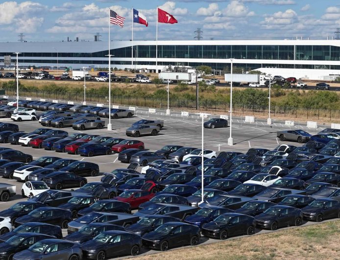 特斯拉正式敲定马斯克 1 万亿美元薪酬方案，需达成 12 个目标