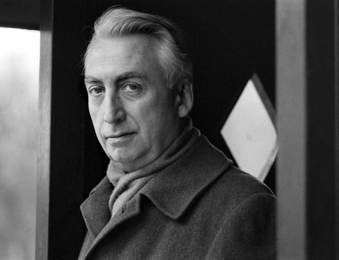 罗兰·巴特诞辰110周年｜巴特的爱情课：“我爱你”，在理论上