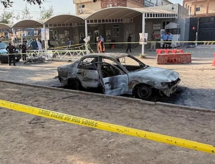 巴基斯坦目击者回忆伊斯兰堡自杀式炸弹袭击后的混乱场面