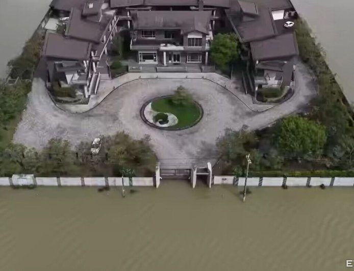 「泉月樓行館」遭爆違建！縣府證實農地非農用罰30萬　無民宿登記