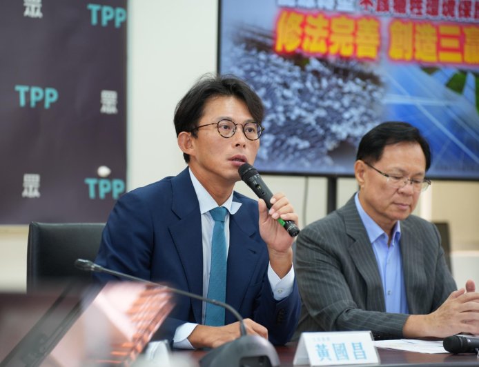 民調指兩成民眾認為普發現金歸功執政黨　張啓楷：人民真善良