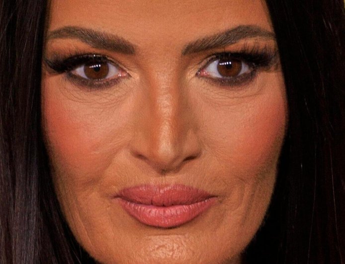 The One Tip Lisa Barlow Has For Her 'RHOSLC' Co-Stars Amid An Explosive Sixth Season