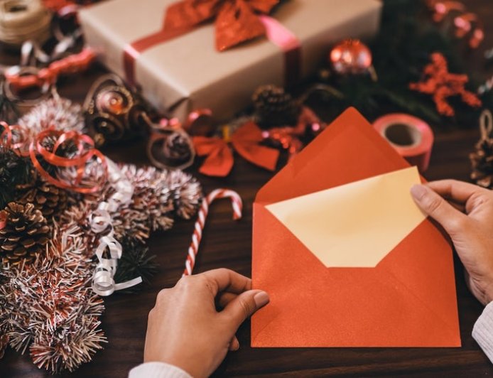 8 sites where you can order holiday cards that don't cost a fortune