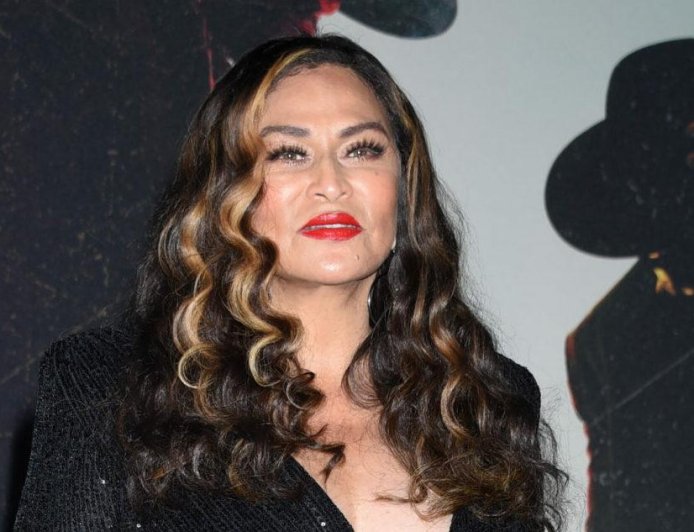Viral Beyoncé Fan’s Tragic Passing Leaves Tina Knowles ‘So Sad’