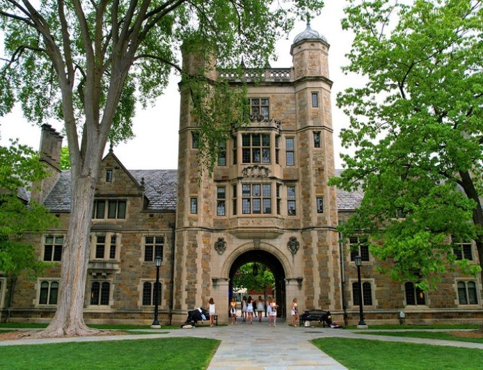 University of Michigan faculty votes overwhelmingly for resolution to reverse ban on minor gender procedures