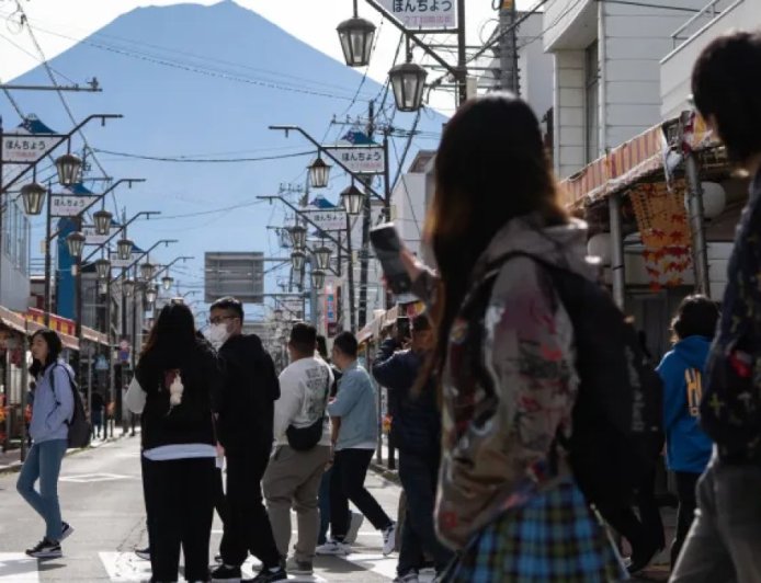 受中日关系紧张影响 日本旅游股暴跌