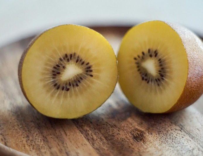 這樣吃營養翻倍！營養師教你5種水果吃法　黃色奇異果超養顏