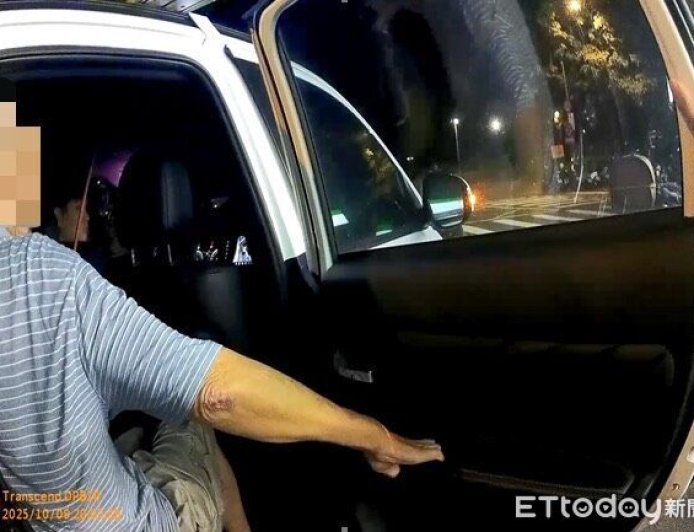 8旬翁寒夜迷路回不了家　士林警帶進超商安置暖心救援