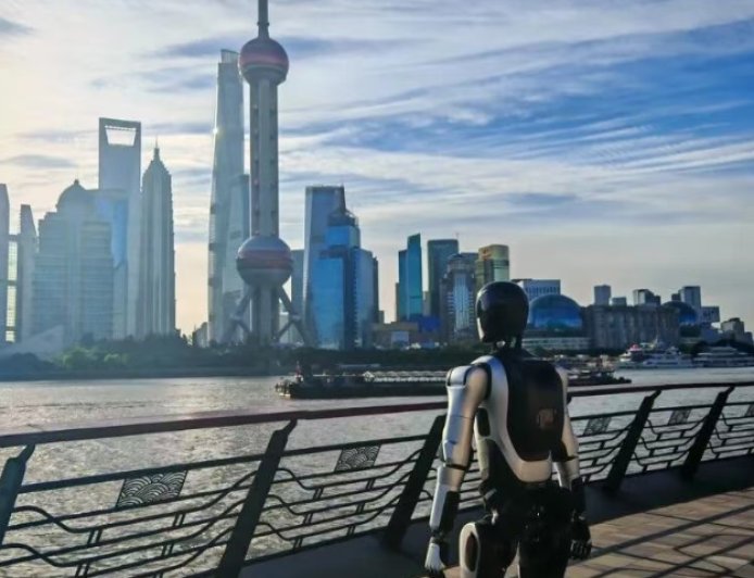 获吉尼斯世界纪录：智元远征 A2 完成全球首次人形机器人百公里跨省行走