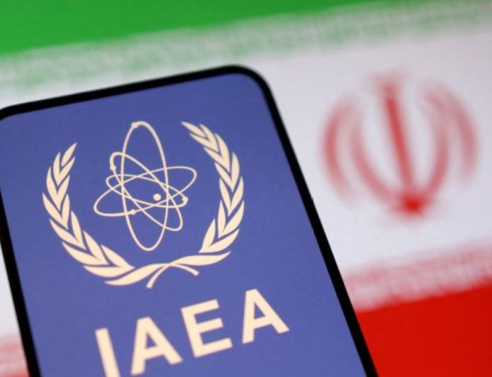 国际原子能机构通过决议，要求伊朗提供核设施信息；德黑兰拒绝