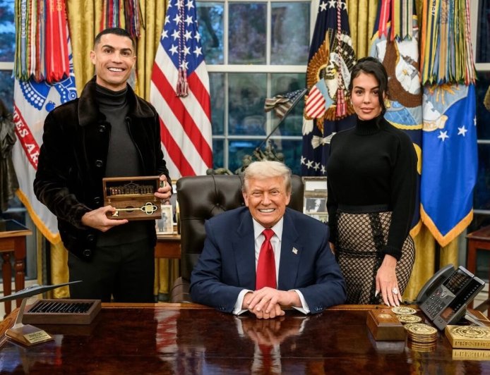 C羅相偕未婚妻拜會川普　喬治娜看似腹部凸一包、造型踢鐵板