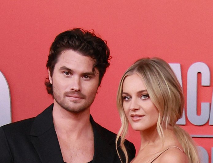 Kelsea Ballerini Split Rumors Explode After Chase Stokes' Cryptic 'Blocked' Reveal