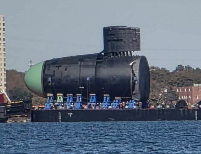 美国海军新战略核潜艇头部模块完工运往总装厂