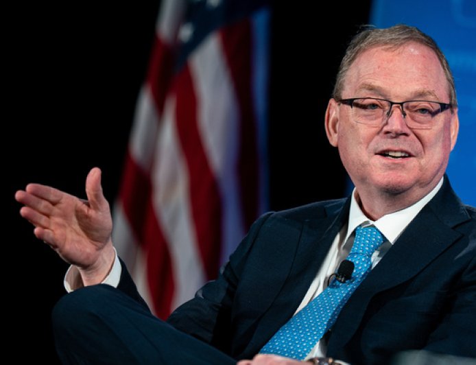 特朗普很可能在圣诞前提名新美联储主席，白宫经济委员会主任成大热门