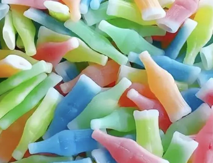 中國蠟瓶糖、螺獅粉、辣條透過小型包裹違法輸入　監察院要查了