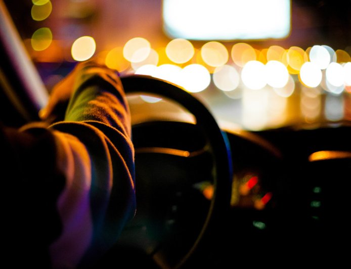 「173叫車」驚爆性侵！司機爬後座逞慾　還強拍女乘客裸照