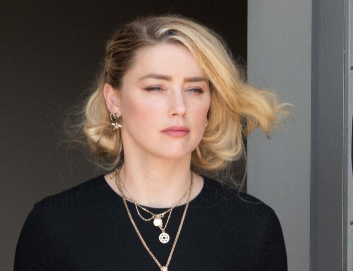 Amber Heard Goes Down Memory Lane For Thanksgiving Celebration