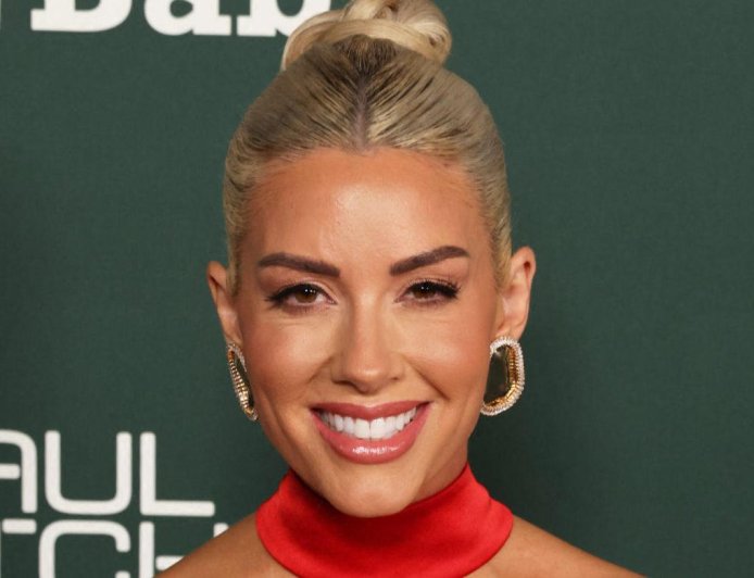 Heather Rae El Moussa's Fans Get In Line For Tips After Flaunting Her Super Ripped Abs