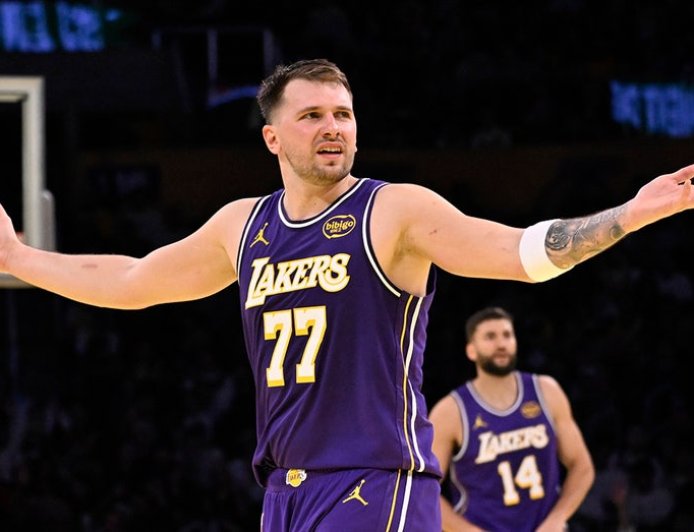 Lakers' NBA Cup court deemed unplayable after team's superstar said it was 'dangerous' surface