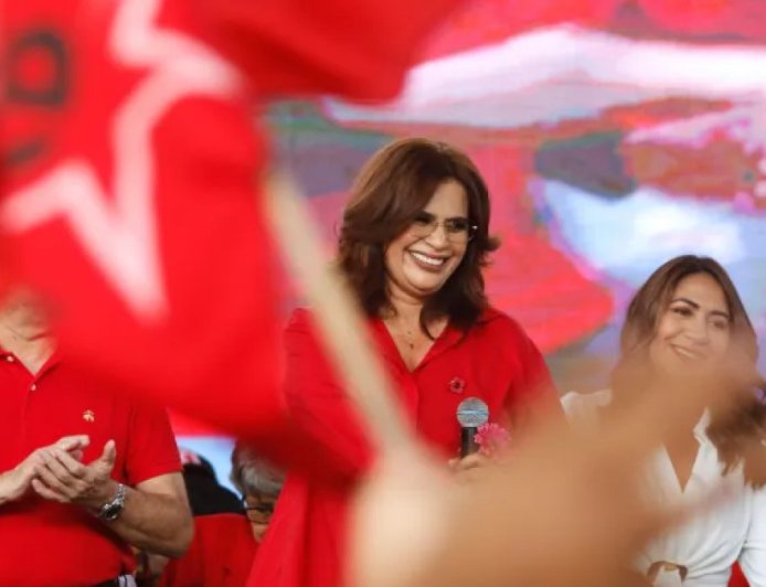 在选情胶着的总统大选前夕，洪都拉斯严阵以待以应对争议