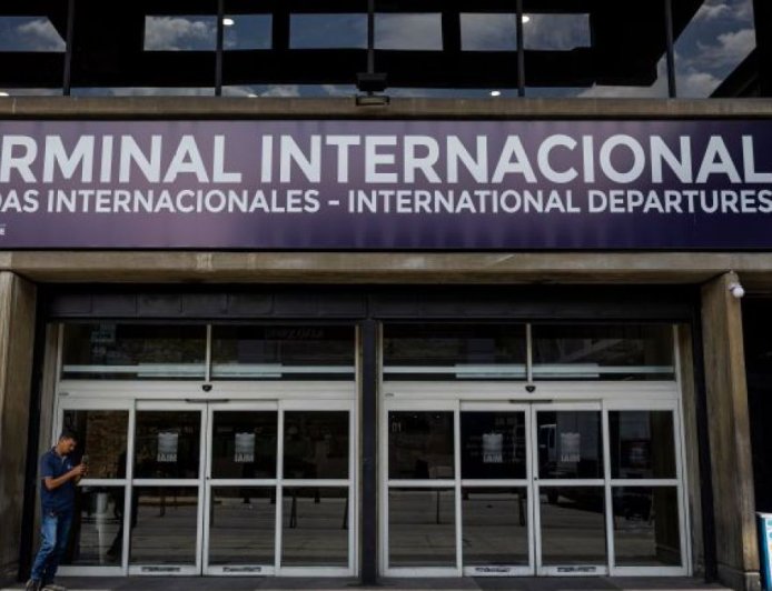 委内瑞拉为何在与美国关系紧张之际禁止六家国际航空公司运营？