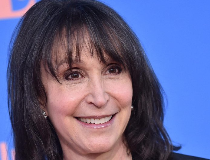 ‘Mork & Mindy’ Actress Turns Heads With Barely Recognizable Appearance At 71