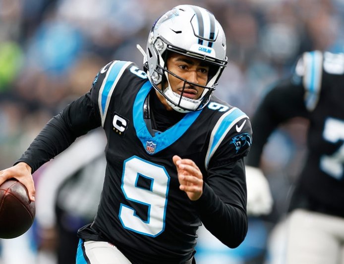 Panthers reach 7 wins for first time since 2022 with upset victory over Rams