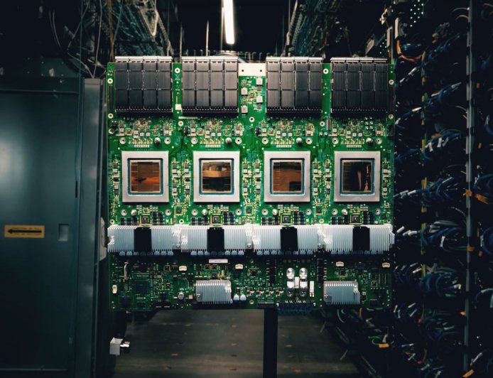 消息称三星电子 2025H2 重夺谷歌 TPU AI 芯片主力 HBM 内存供应商地位