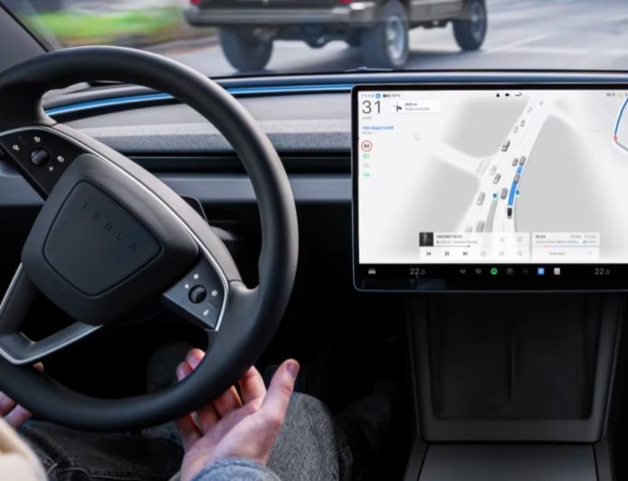 特斯拉 FSD v14.2.1 遭吐槽：速度配置档位差距大，切换时车速骤降