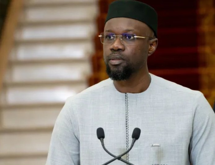 塞内加尔为何要与国际货币基金组织对抗？