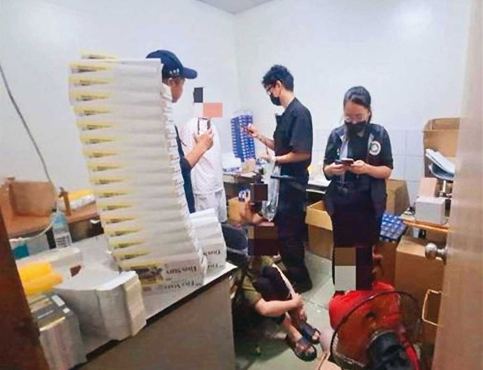 《無間道》翻版！　檢廉收網前夕「首腦全家出境」