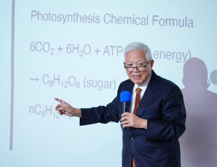 何壽川在72屆台灣化工年會發表演講　推動醣經濟的永續價值