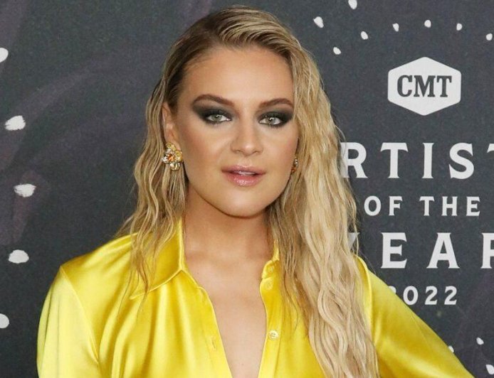 Kelsea Ballerini Surprises Fans With A Peace-Preserving Update