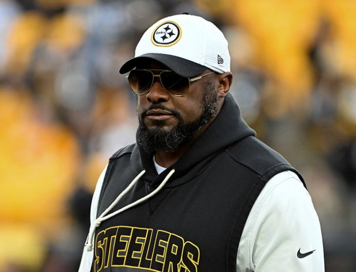 Steelers head coach Mike Tomlin gives surprising answer when asked about fans calling for his job