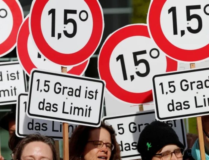 数百名科学家发布紧急气候宣言，呼吁拯救地球