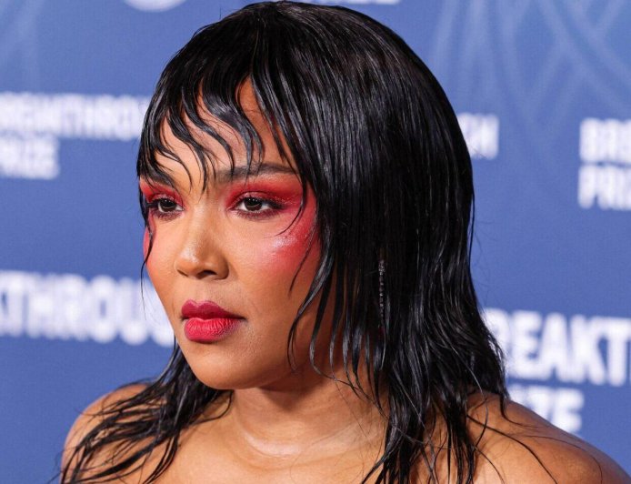 Lizzo Screams 'Mind Your Business' At Body Shamers After 'Dumb Jokes'