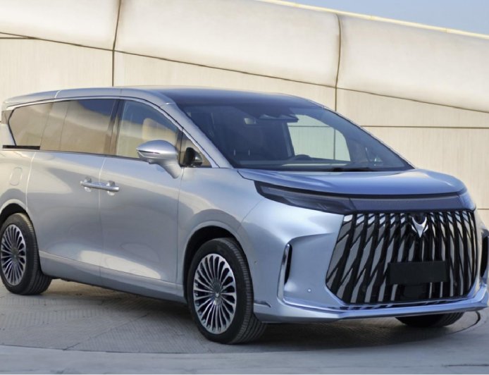 北汽极狐首款豪华中大型 MPV 完成申报：5.3 米车长、插混动力