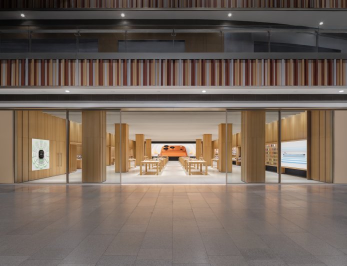 北京第六家苹果 Apple Store 零售店今日开幕，位于荟聚 1 层