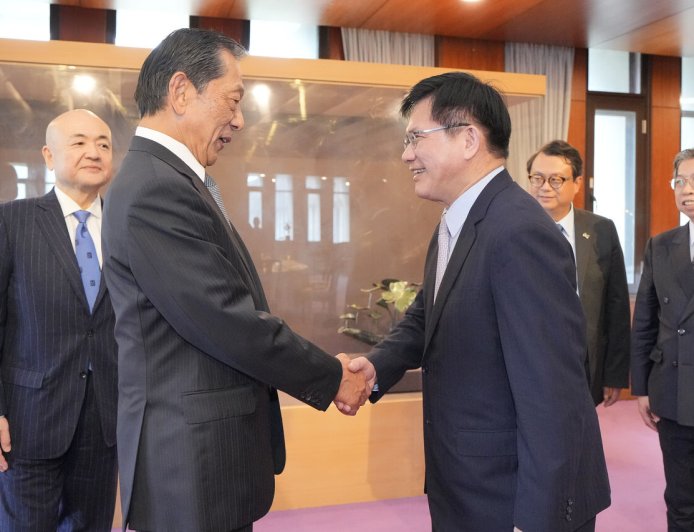 林佳龍午宴日台交流會長隅修三 盼台日加速推動簽署EPA
