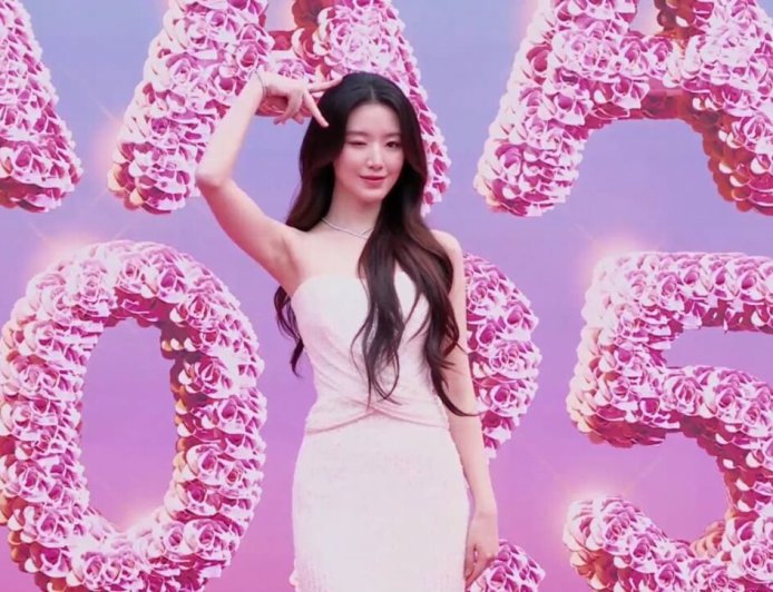 直擊／白到發光！舒華本人激瘦現身　魚尾禮服展完美線條