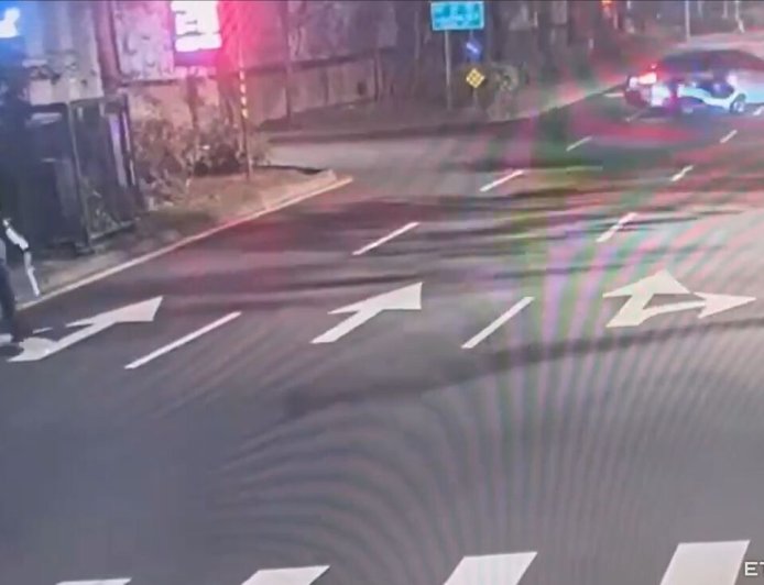 不只宜蘭警重傷！幫蕭美琴車隊報路況　北市交警被撞骨折