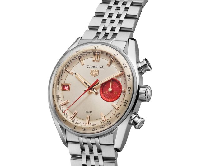 TAG Heuer馬年錶紅金配喜氣　日期7秀「馬」字