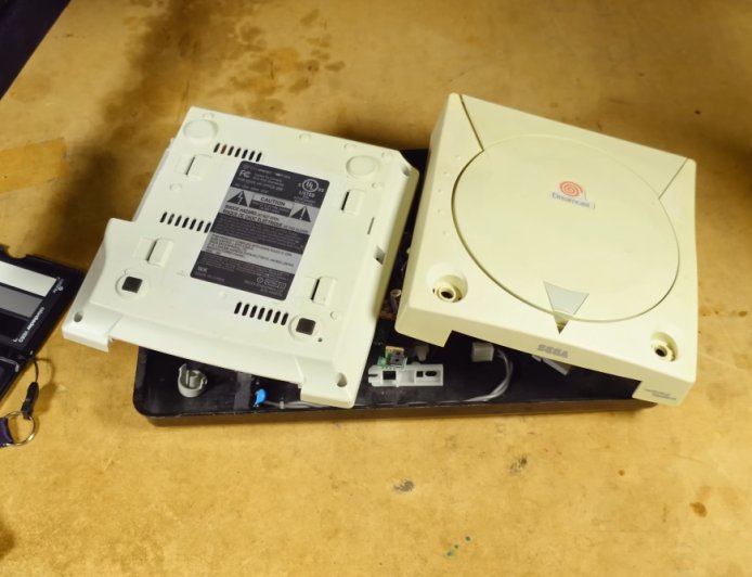 十年实验证明：“复古漂白”处理游戏机塑料件弊大于利