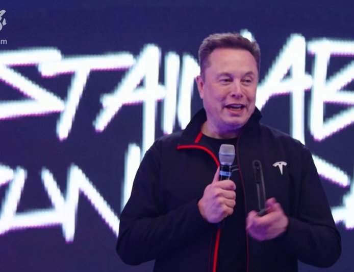 全球首富马斯克的一天