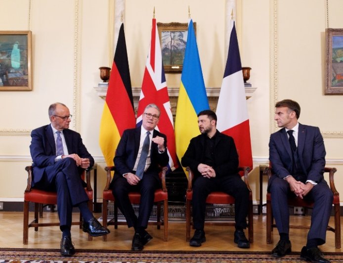 泽连斯基松口选举 美提出的“和平计划”拆分