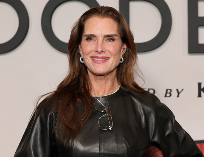 The 7 Best Holiday Gifts for Dogs, According to Ultimate Pet Lover Brooke Shields