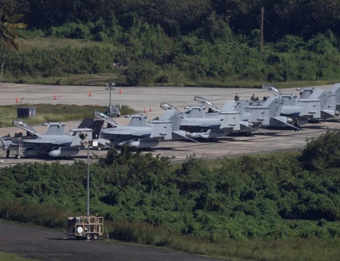 向加勒比调动更多武器 美再威胁对委内瑞拉发动地面打击