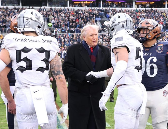 Navy tops Army with late touchdown; Trump's attendance in Baltimore sparks protests