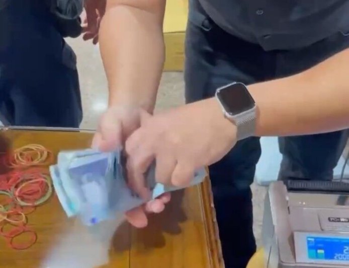 廟前驚見20萬元現鈔無人認領　「撒錢哥」也在場！警依拾得物程序保管